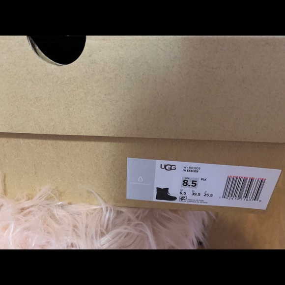 🔥Brand new ugg boots🔥 - Picture 10 of 14